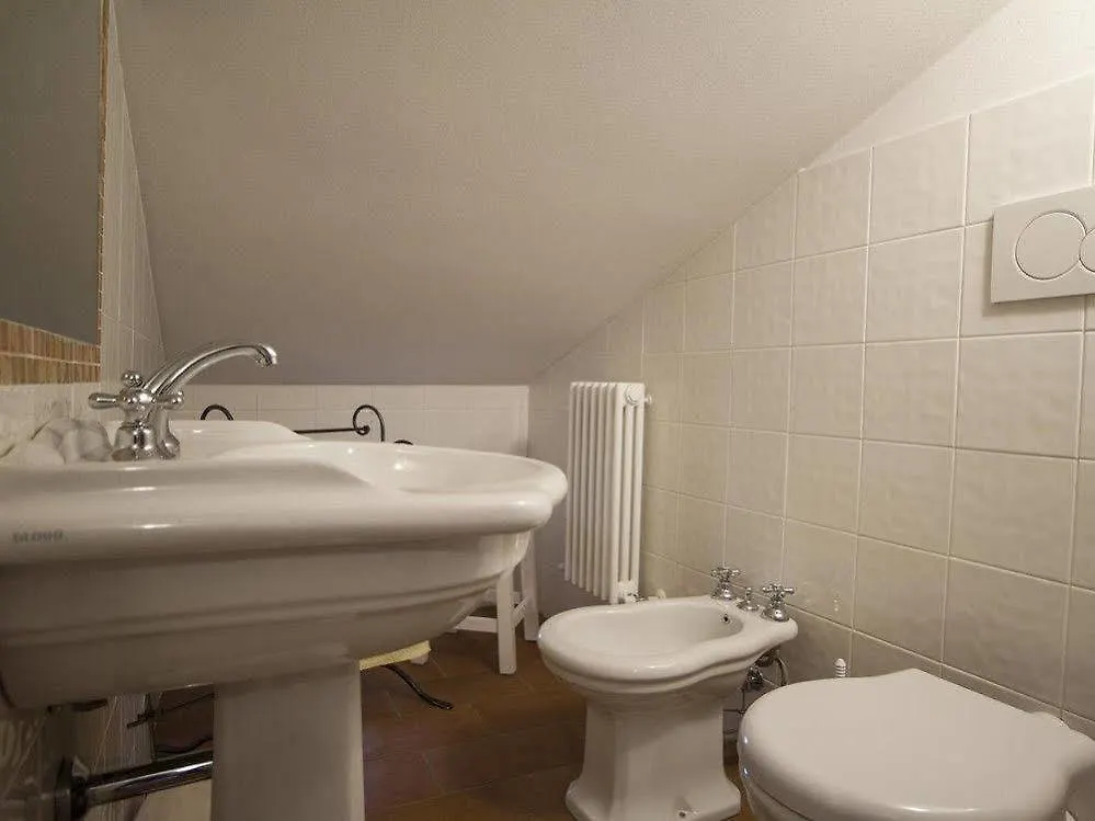 Appartamento Villa Imola Montecchio Del Loto Hotel